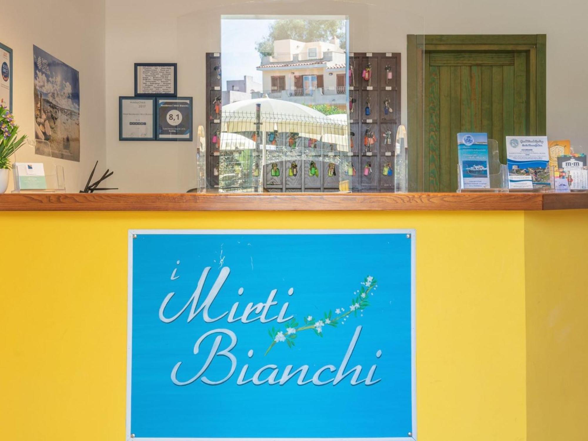 伊米尔缇比安奇住宅酒店 圣特雷莎加卢拉 外观 照片